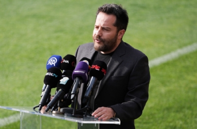 Erden Timur inceden mesajı verdi! “Yaralanmaya çok müsait bir birlik”