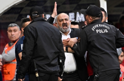 Halil Umut Meler'e bir saldırı girişimi daha! Ankaragücü maçı unutulmadı 