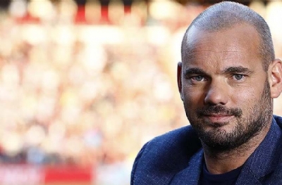 Wesley Sneijder'den derbi öncesi Fenerbahçe'ye gönderme