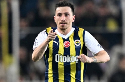 Mert Hakan'dan Galatasaray'a gönderme