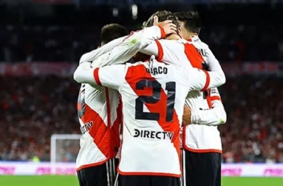 Antalya'da olan River Plate'nin stoperi resti çekti! 'Galatasaray'ı istiyorum'