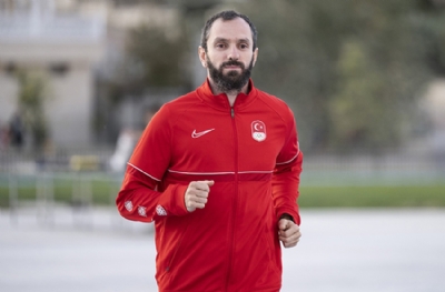 Ramil Guliyev, Özbekistan'da birinci oldu