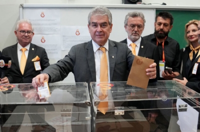 Süheyl Batum'dan kritik maç öncesi şike iması: Konya'ya ne giderse gitsin şampiyon olacağız