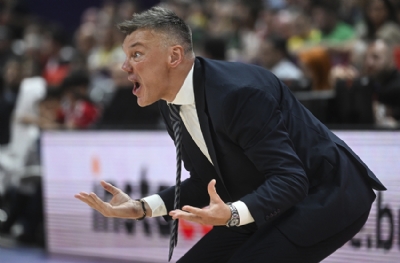Fenerbahçe koçu isyan etti: B*ktan bir şey, kimse bizi dinlemek istemiyor