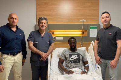 Samba Camara ameliyat oldu
