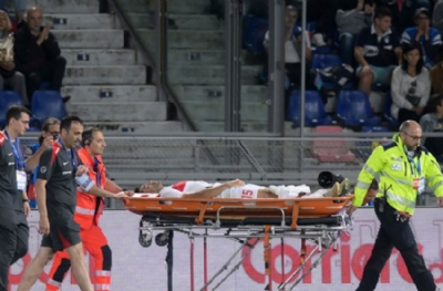 Ozan Kabak depremi! Sahayı sedyeyle terk etti