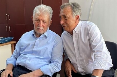 Ahmet Nur Çebi'nin babası son yolculuğuna uğurlandı