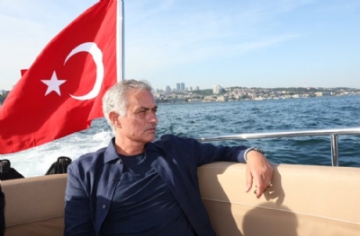 “Mourinho bana emekli olmayı ve kendi ekibine katılmayı önerdi!”