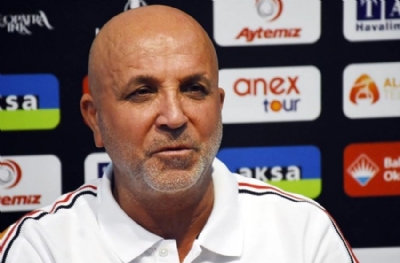 Alanyaspor'da başkan değişmedi