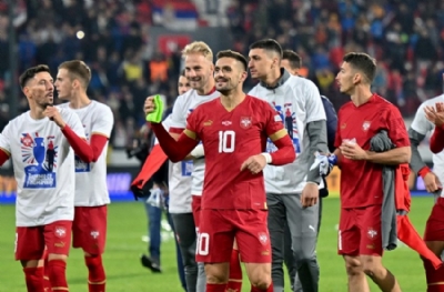 Dusan Tadic boş geçmedi! Sırbistan, İsveç'i 3 golle geçti
