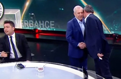 Ali Koç-Aziz Yıldırım düellosundan önce yandaşlar birbirine girdi
