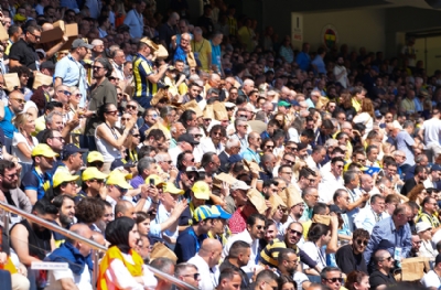 Fenerbahçe taraftarı koşa koşa gidiyor!