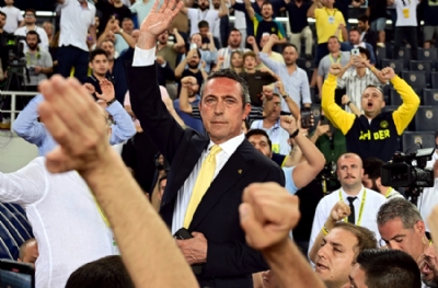 Fenerbahçe seçiminin resmi sonuçları... İşte Ali Koç'un Aziz Yıldırım'a attığı fark