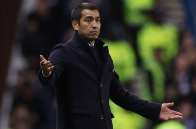 van Bronckhorst'ün verdiği ilk ismi Suudlar kapıyor! Şimdi ne olacak