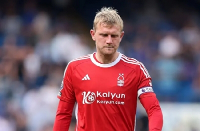 Joe Worrall satış listesinde