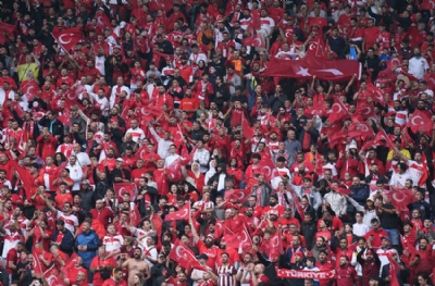 EURO 2024'te enteresan tartışma! 'Alamancılar, Türkiye'yi temsil etmiyor'
