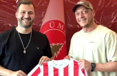  Mesut Özil, Ümraniyespor'da