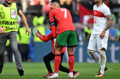 Ronaldo'ya 'Bizim Çocuklar'dan daha fazla yaklaştı! Almanya'da organizasyon rezaleti