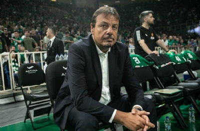 Ergin Ataman'dan transfer açıklaması! Fenerbahçe Başkanı Ali Koç'un kalbine indirecek