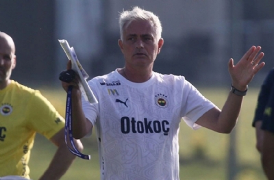 Sahaya inen Jose Mourinho'dan Miha Zajc ve Rade Krunic'e büyük şok