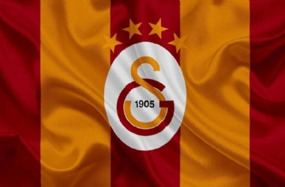  Galatasaray kaptana teşekkür edip gönderdi 
