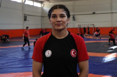 Milli güreşçi Nesrin Baş'ın hedefi büyük