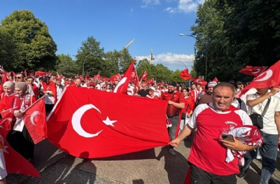 Almanlardan gurbetçilere eziyet! Türkiye'nin maçları şifreli kanalda paralı