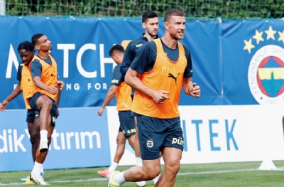 Fenerbahçe, Avusturya'da ilk antrenmanını yaptı