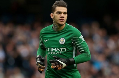 Gideceksen git Ederson!