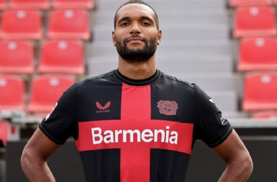 Jonathan Tah, Bayern'e çok yakın