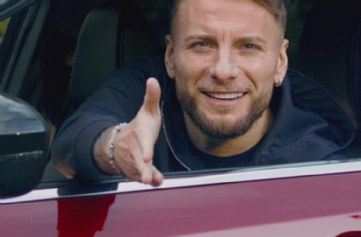 BEŞİKTAŞ TRANSFER HABERLERİ | Ciro Immobile kırmızı Ferrari'si ile tesislerde! Yeni sezon hayırlı olsun