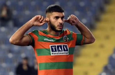 Alanyaspor, Oğuz Aydın'ın yerine Yunus Akgün ya da Yusuf Demir'i düşünüyor