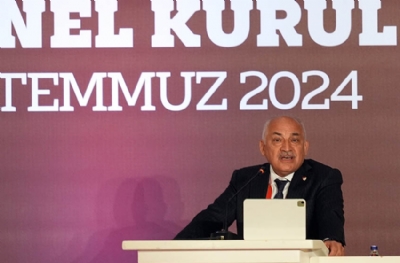 Mehmet Büyükekşi öyle bir konuştu ki... kendini öve öve bitiremedi