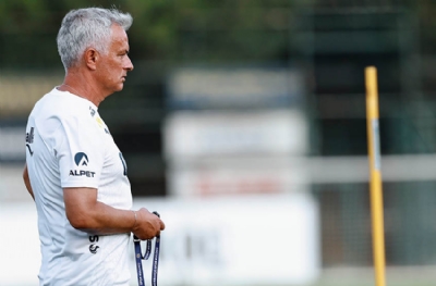 Mourinho'lu Fenerbahçe'de Lugano mesaisi