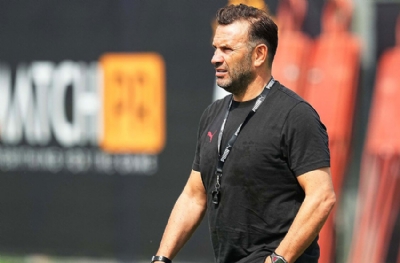 Okan Buruk'tan yönetime transfer mesajı! 'Transfer döneminden çıkmalıyız'