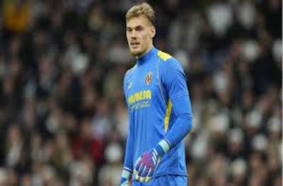 Chelsea kalecisini buldu