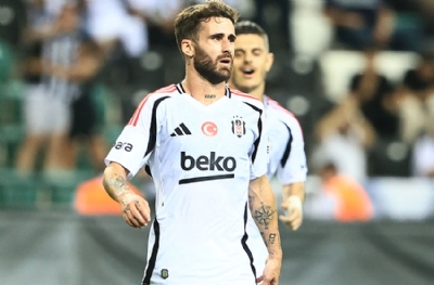 Rafa Silva alev aldı