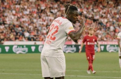 Oumar Solet Villarreal'e yaklaştı