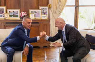 Paris'te kritik görüşme! Hacıosmanoğlu ile Gianni Infantino bir arada