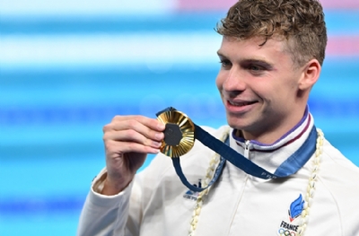 Leon Marchand olimpiyat rekoru kırdı