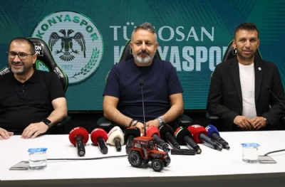 Ömer Korkmaz: Cuma akşamına kadar bir sağ bek transferini duyuracağız