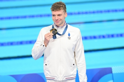 Leon Marchand yüzmede olimpiyat rekoru kırdı