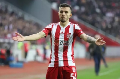 Talihsiz kaza! Samsunspor'da Emre Kılınç'tan kötü haber