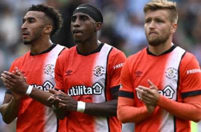 Luton Town forma değiştirmeyecek