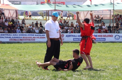 Aşırtmalı Aba Güreşi Türkiye Şampiyonası sona erdi