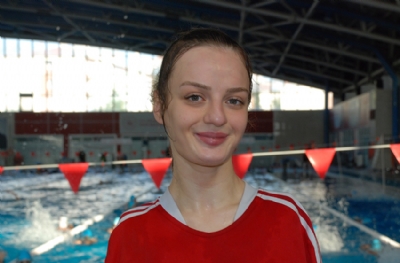  Sümeyye Boyacı, madalya için çalışıyor