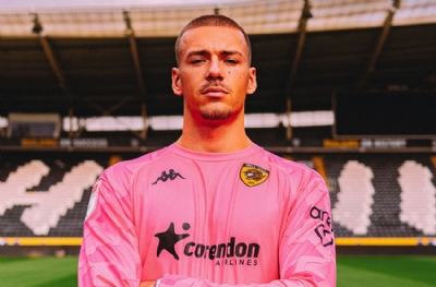 Hull City, Galatasaray'ın rakibinden transfer yaptı