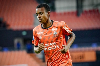  Rennes Eli Junior Kroupi'yi istiyor