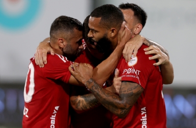 Central Hospital Ümraniyespor - Ahlatcı Çorum FK: 3-0 (MAÇ SONUCU)