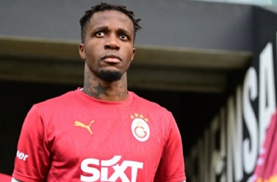 Premier Lig'in gücü Zaha'nın maaşını ödemeye yetmedi! Galatasaray'da kalıyor